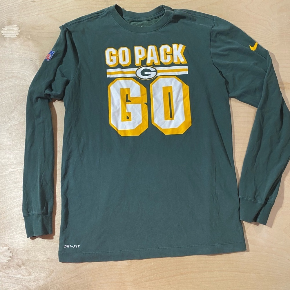 Nike/ NFL Onfield Apparel Green and Yellow Long Sleeve Tees Medium (NL)